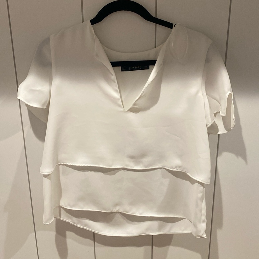 Zara Top lightly worn, small stain